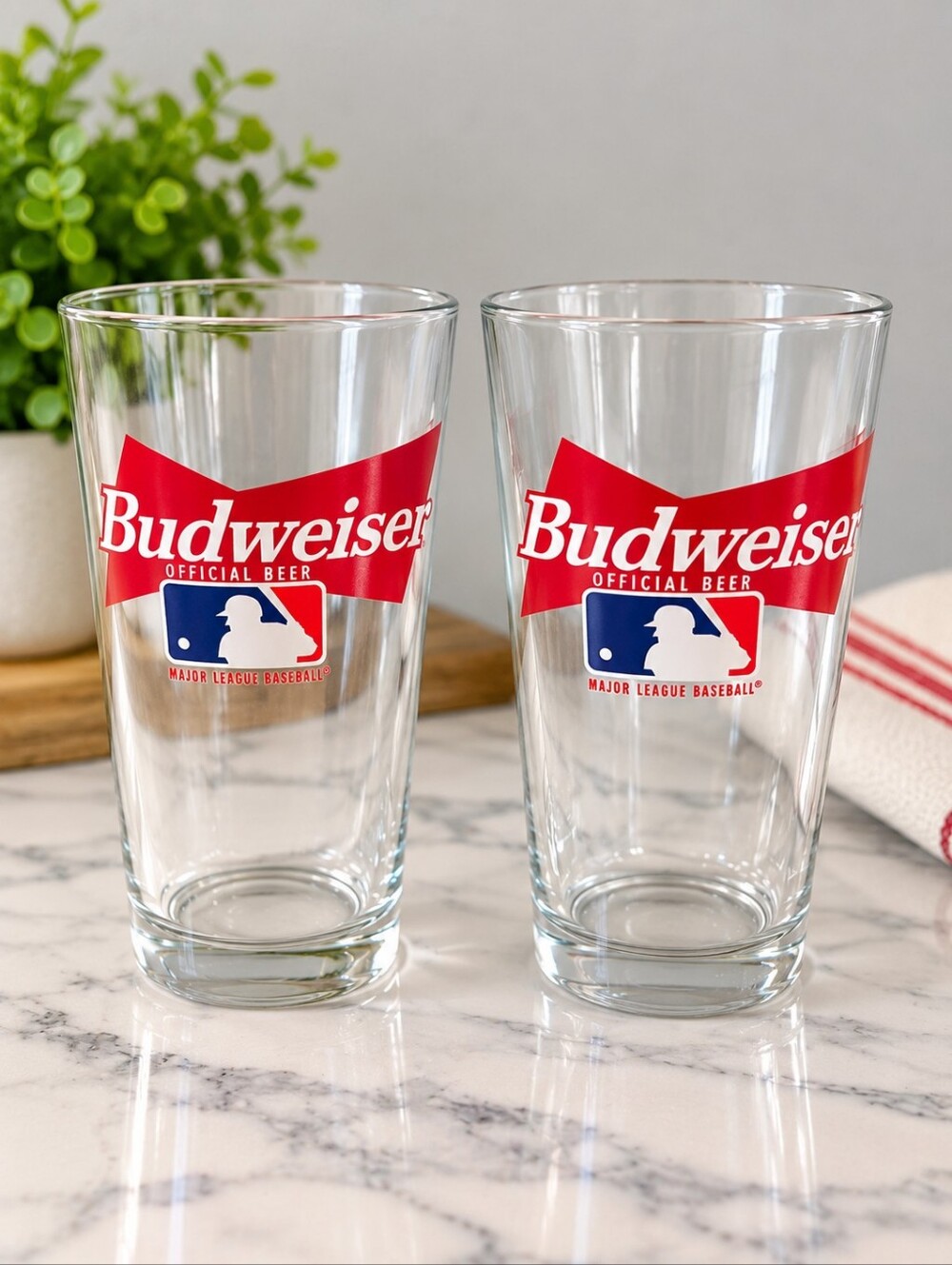 Budweiser Seattle Mariners MLB Baseball Pint Glasses Set of 2